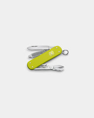 Nóż szwajcarski Victorinox Classic SD Alox 2023 z nadrukiem - Elektryczny żółty