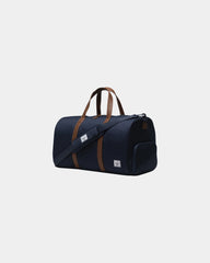 Torba sportowa z recyklingu Herschel Novel™ 43 l z nadrukiem - Granatowy
