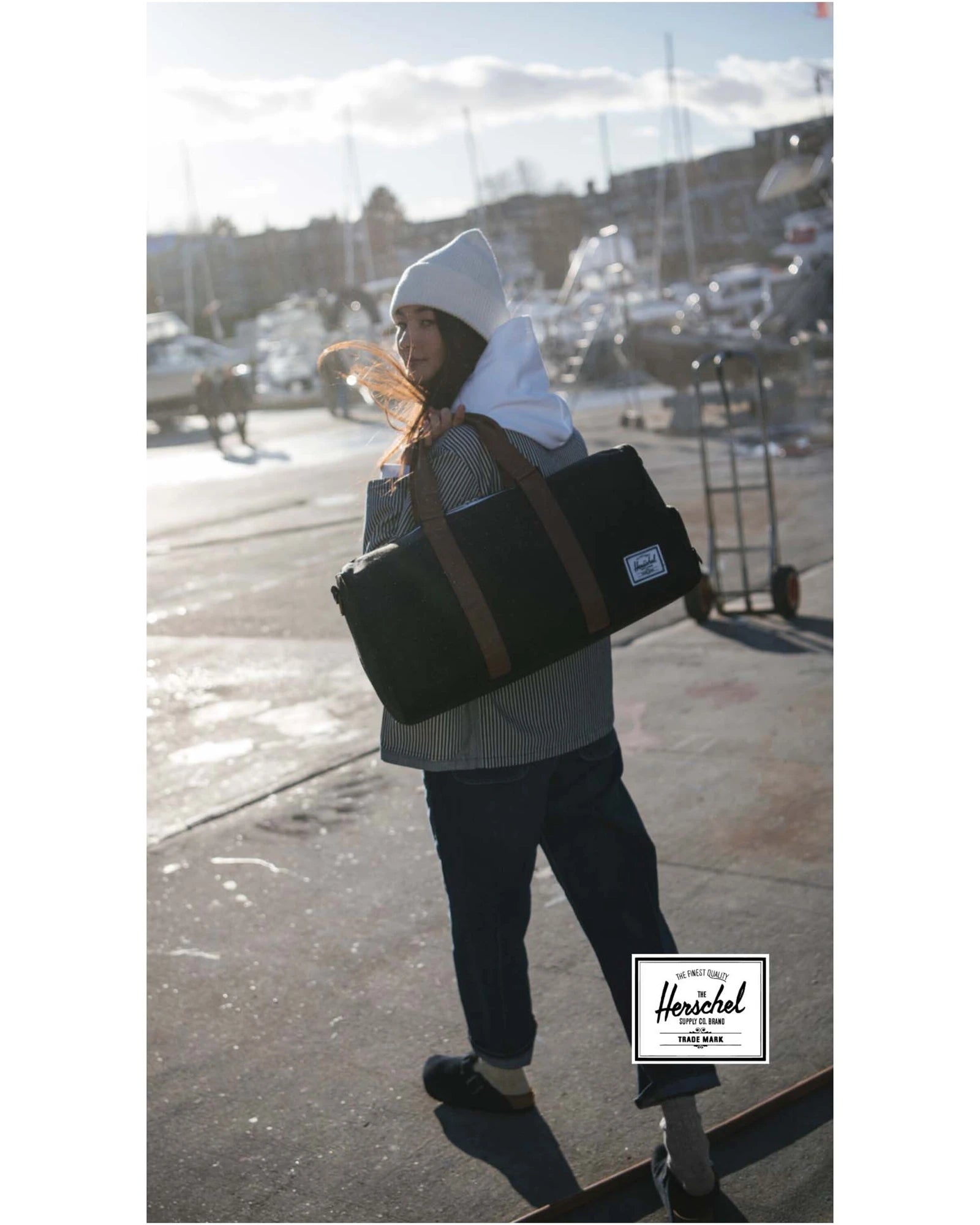 Torba sportowa z recyklingu Herschel Novel™ 43 l z nadrukiem - 3