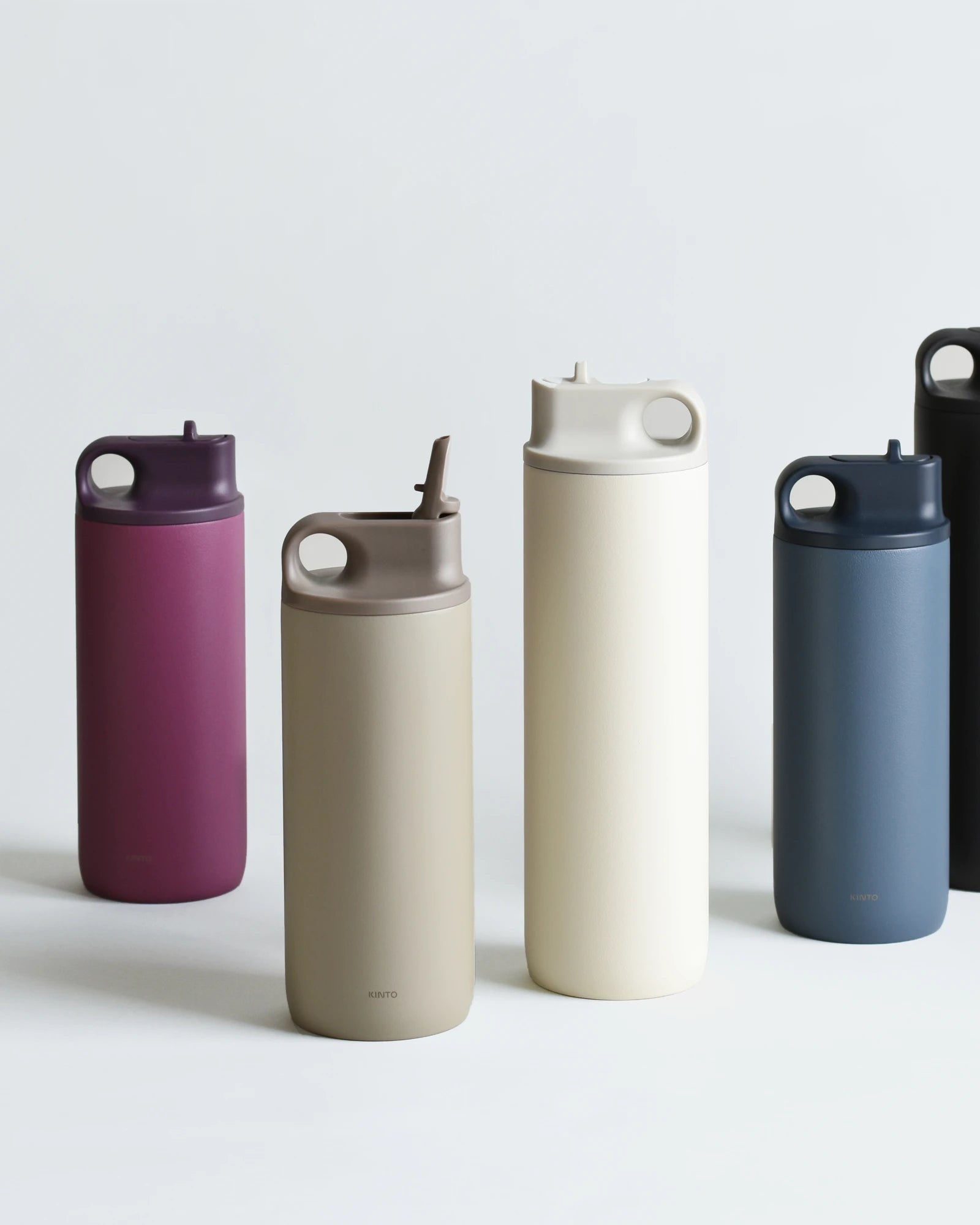 Kubek termiczny ze stali nierdzewnej Kinto Active Tumbler 600 ml z nadrukiem - 11