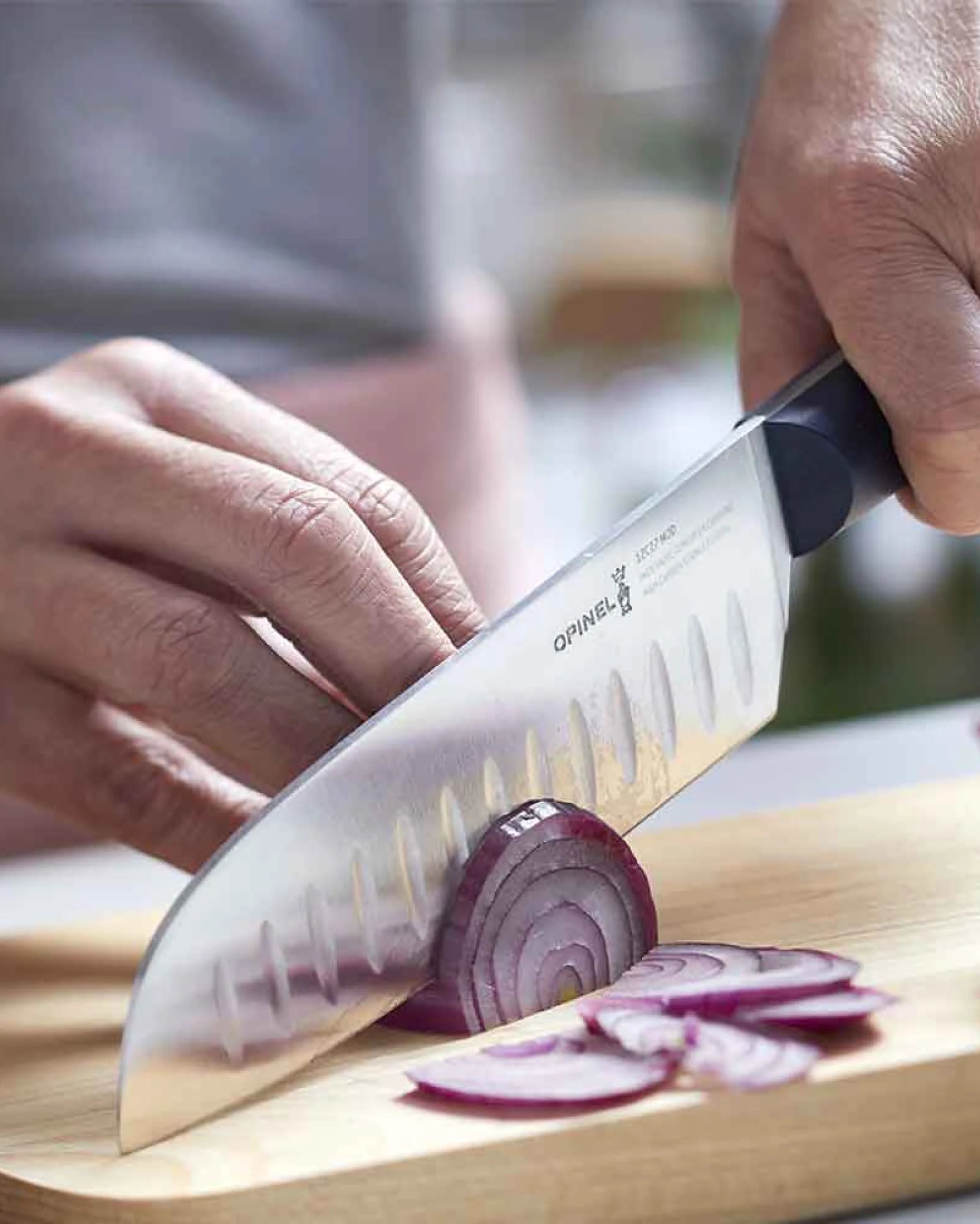 Nóż kuchenny Opinel N°219 Santoku ze stali nierdzewnej z nadrukiem - 5