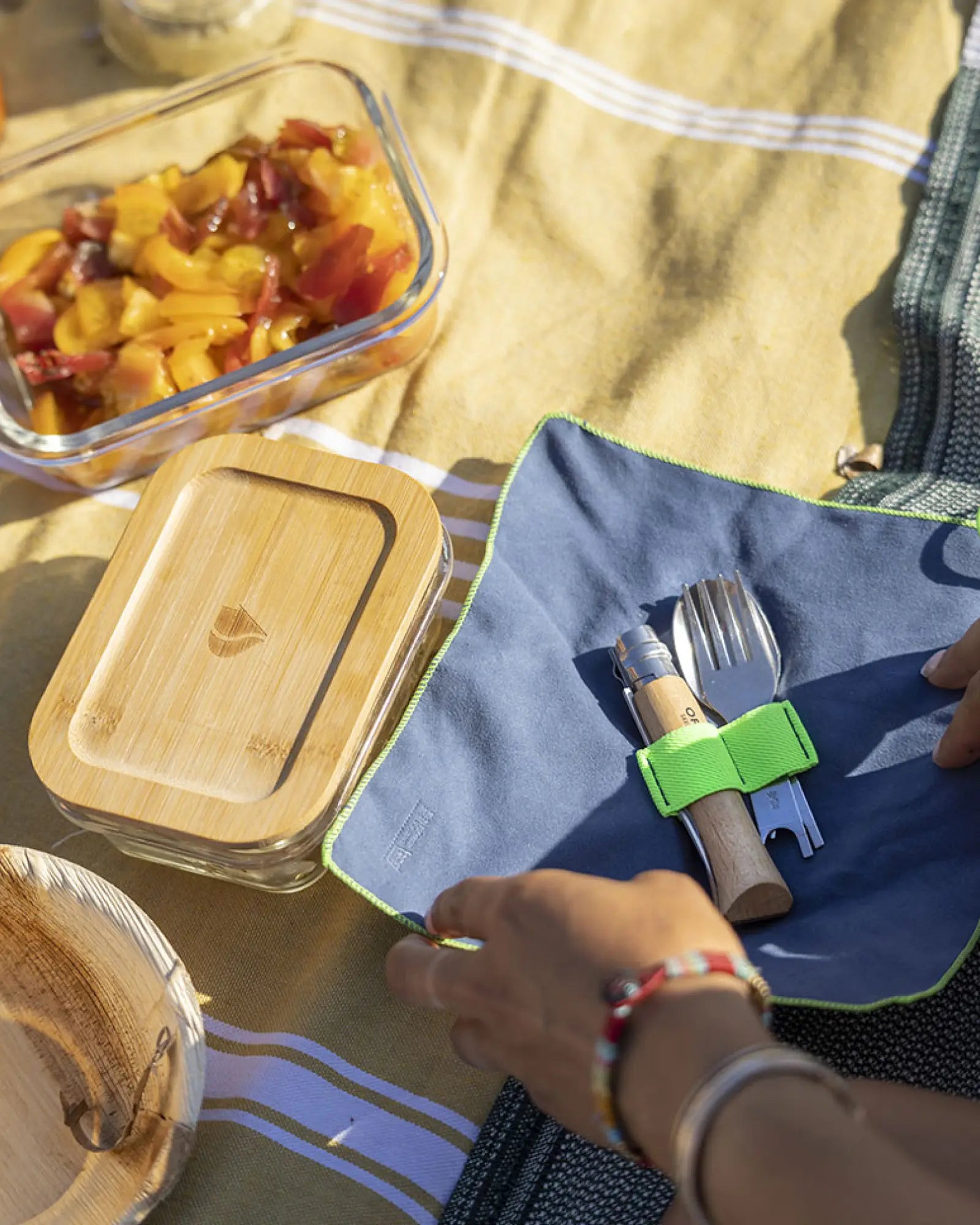 Sztućce piknikowe ze stali nierdzewnej Opinel Set Picnic+ z nadrukiem - 8