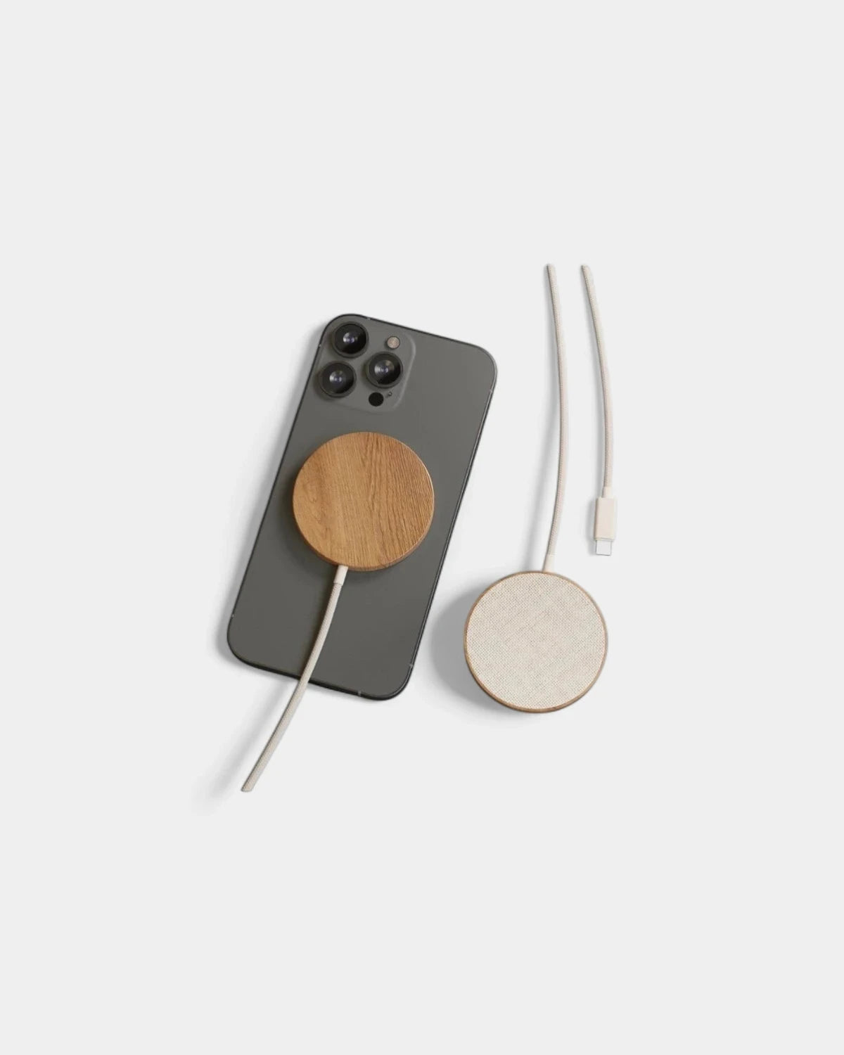 chargeur-induction-magsafe-en-bois-personnalisable2