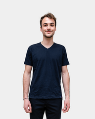 T-shirt męski z dekoltem V Made in France z nadrukiem