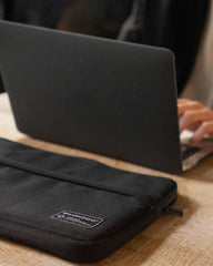 Etui na laptopa z poliestru z recyklingu Ekomodo Lehor 13" z haftem - 6