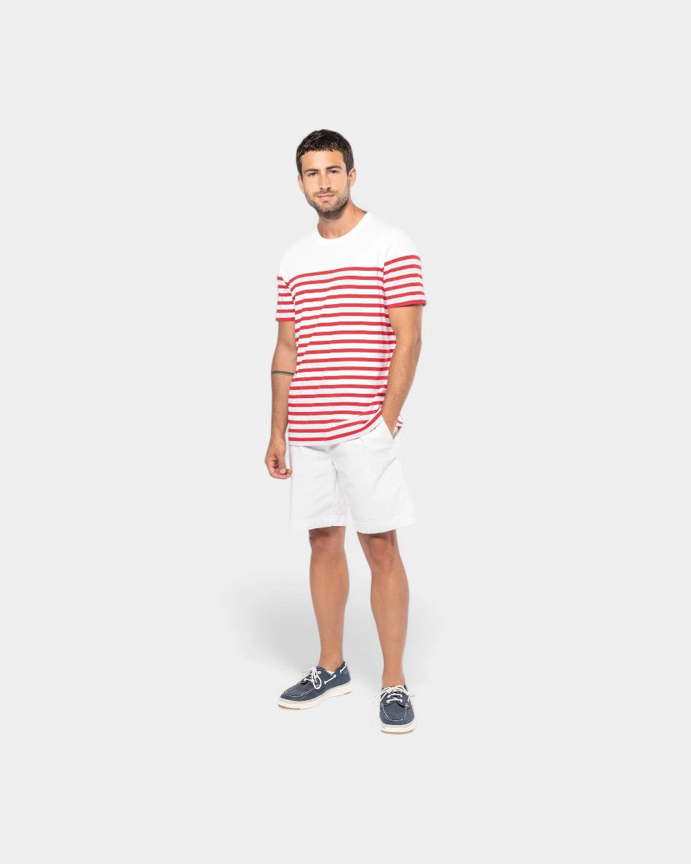 Męski T-shirt w paski z okrągłym dekoltem z nadrukiem - 2