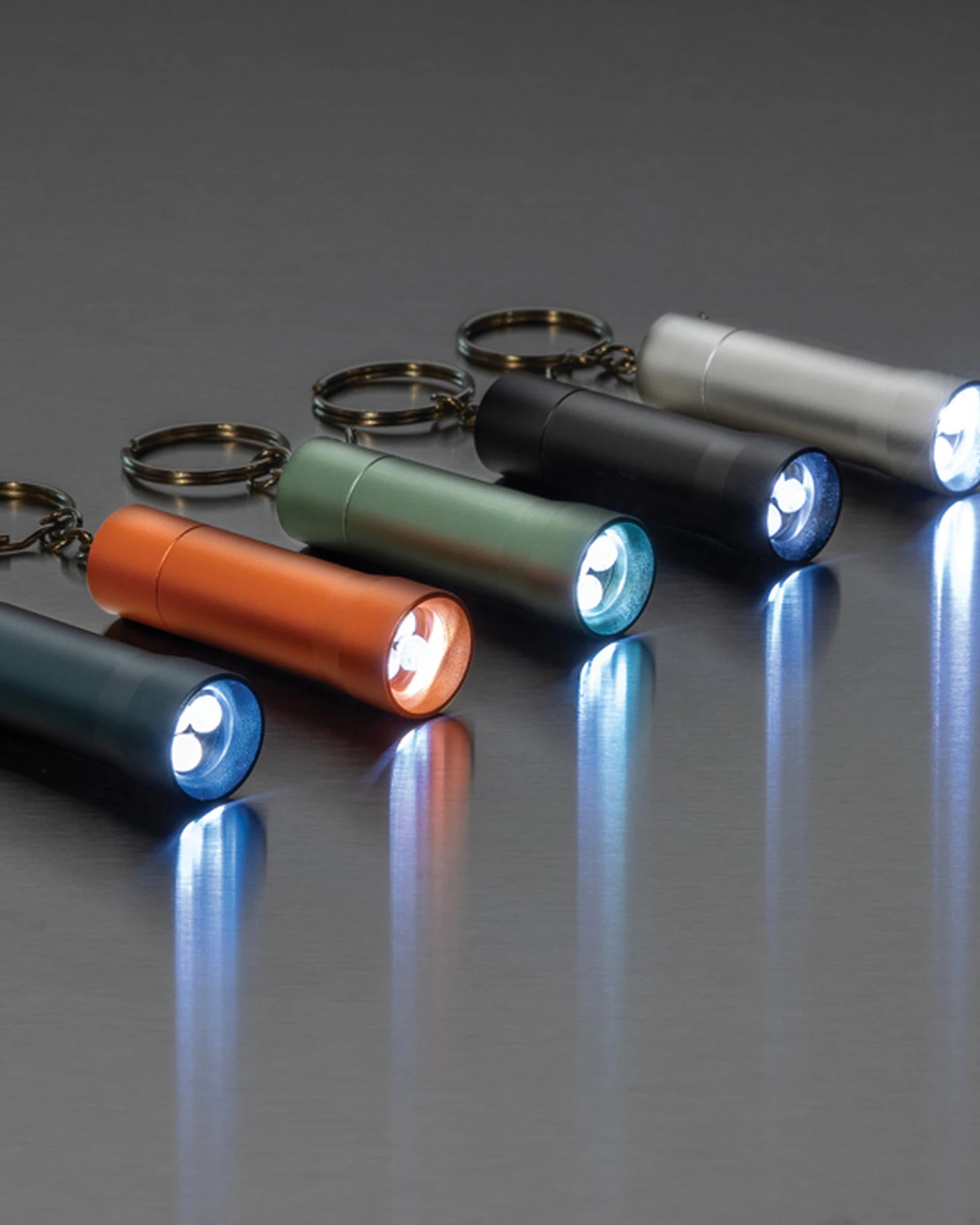 Brelok latarka z aluminium z recyklingu RCS Flash z nadrukiem - 15