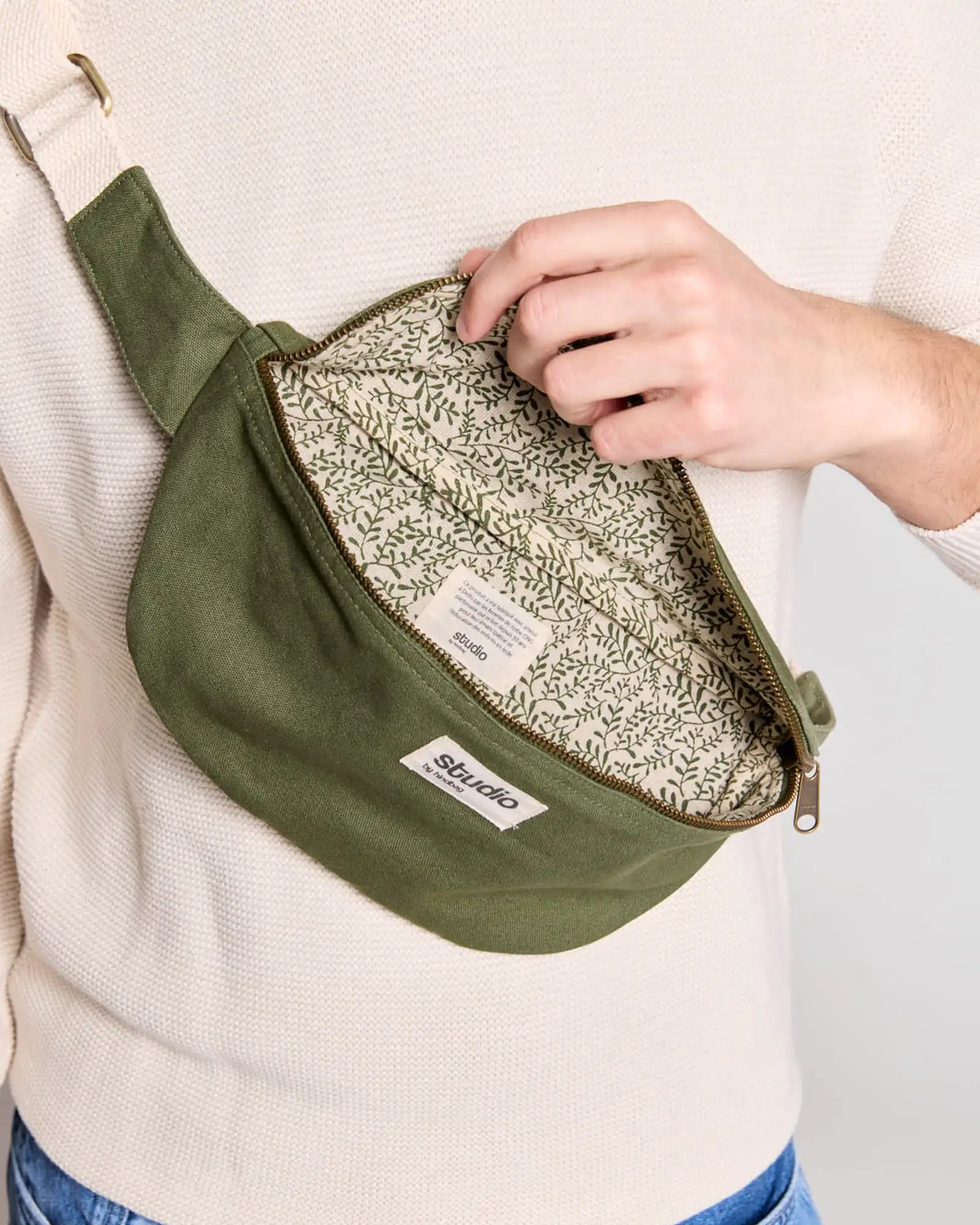 Nerka z bawełny organicznej Hindbag Antoine z nadrukiem