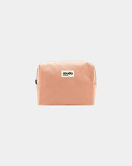 Etui z bawełny organicznej GOTS Hindbag Estelle M z nadrukiem - Łososiowy