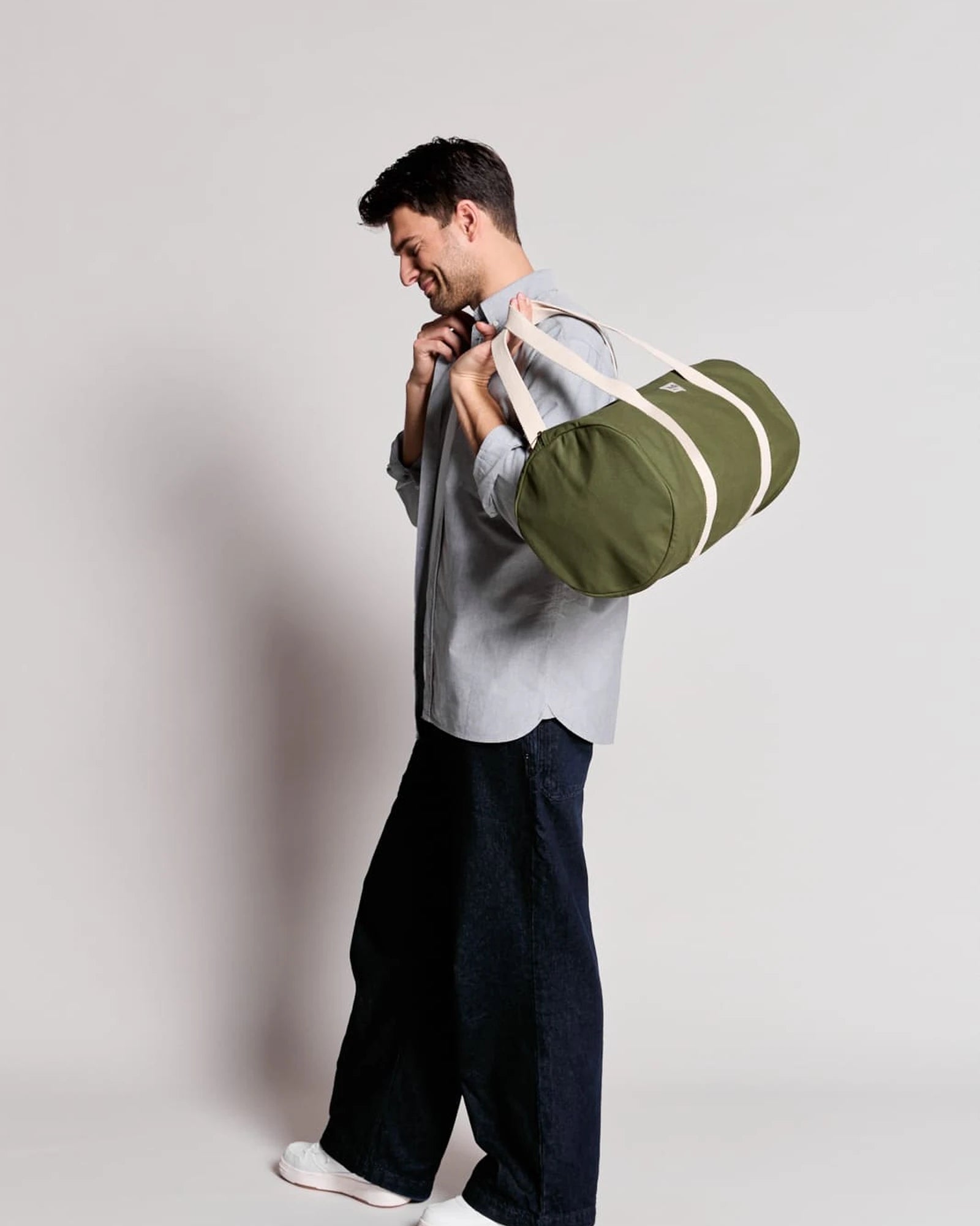 Torba duffel z bawełny organicznej Hindbag Sam z nadrukiem - 8