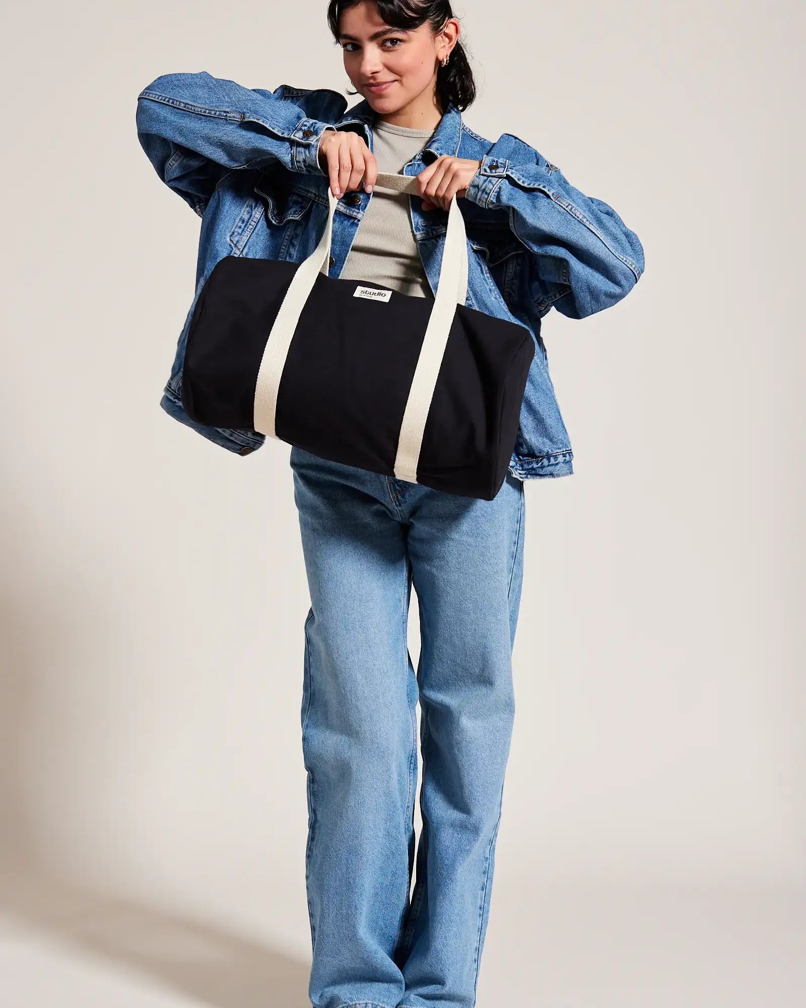 Torba duffel z bawełny organicznej Hindbag Sam z nadrukiem - 4