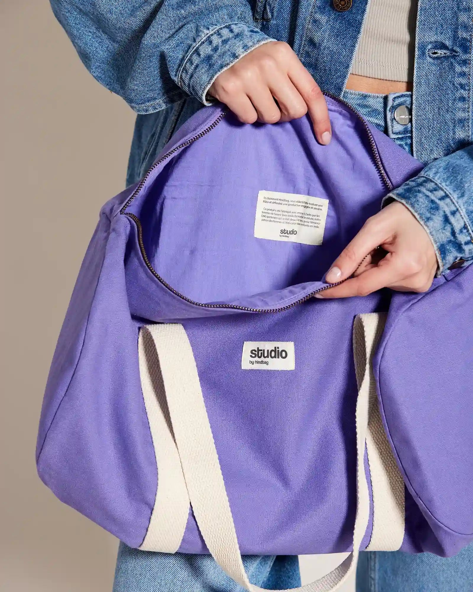 Torba duffel z bawełny organicznej Hindbag Sam z nadrukiem - 21