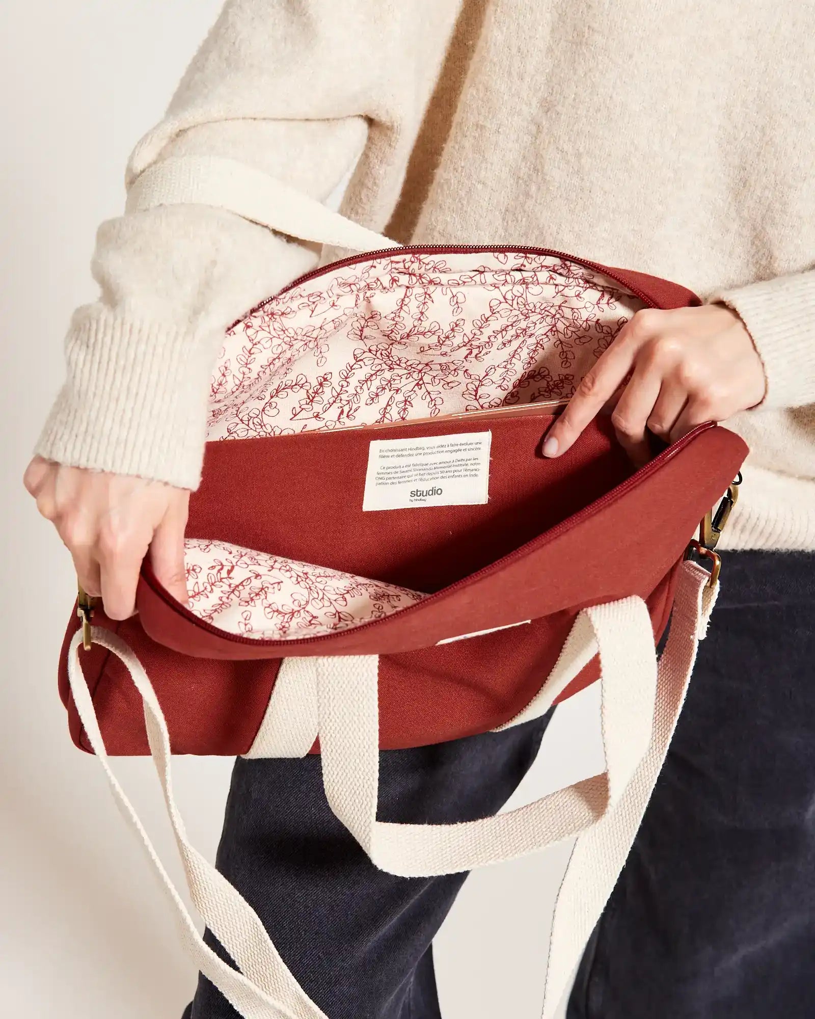 Torba na laptopa z bawełny organicznej Hindbag Luis z nadrukiem - 13