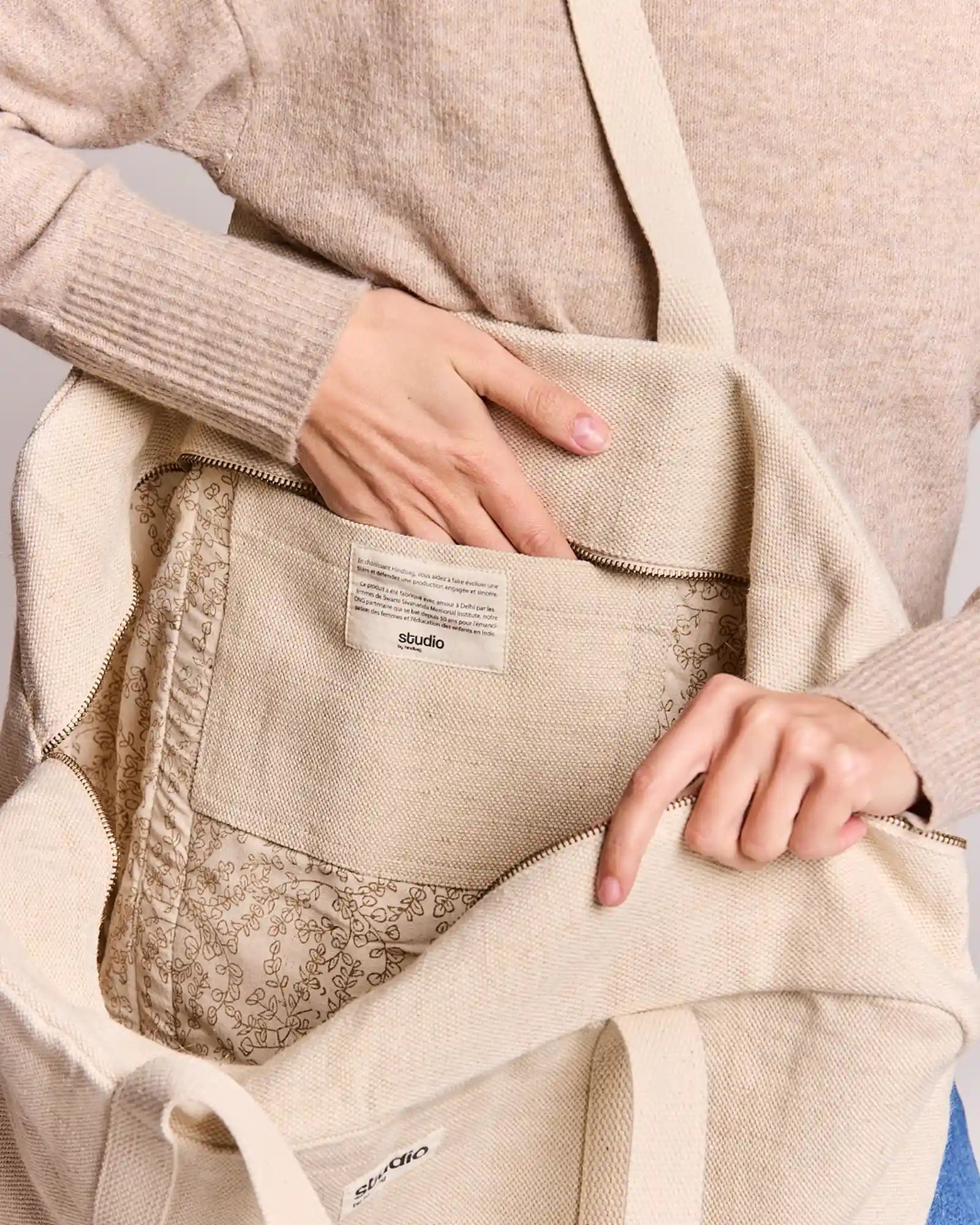 Torba podróżna z bawełny organicznej Hindbag Gabriel z nadrukiem - 39