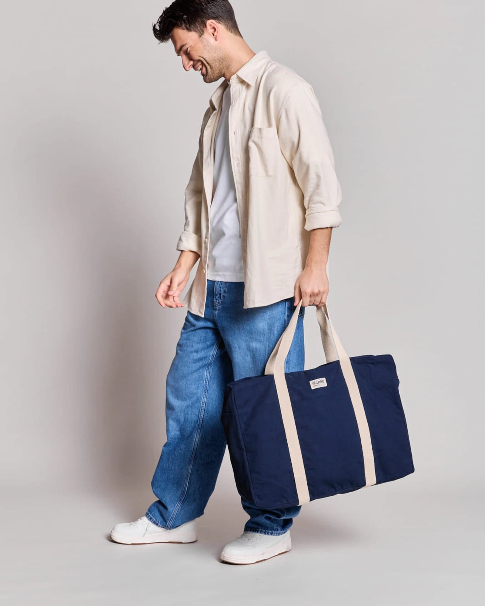Torba podróżna z bawełny organicznej Hindbag Gabriel z nadrukiem - 8