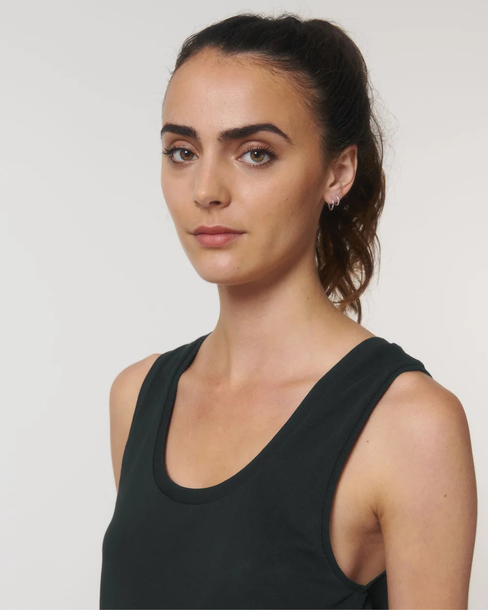 Tank top medium fit z nadrukiem - 4