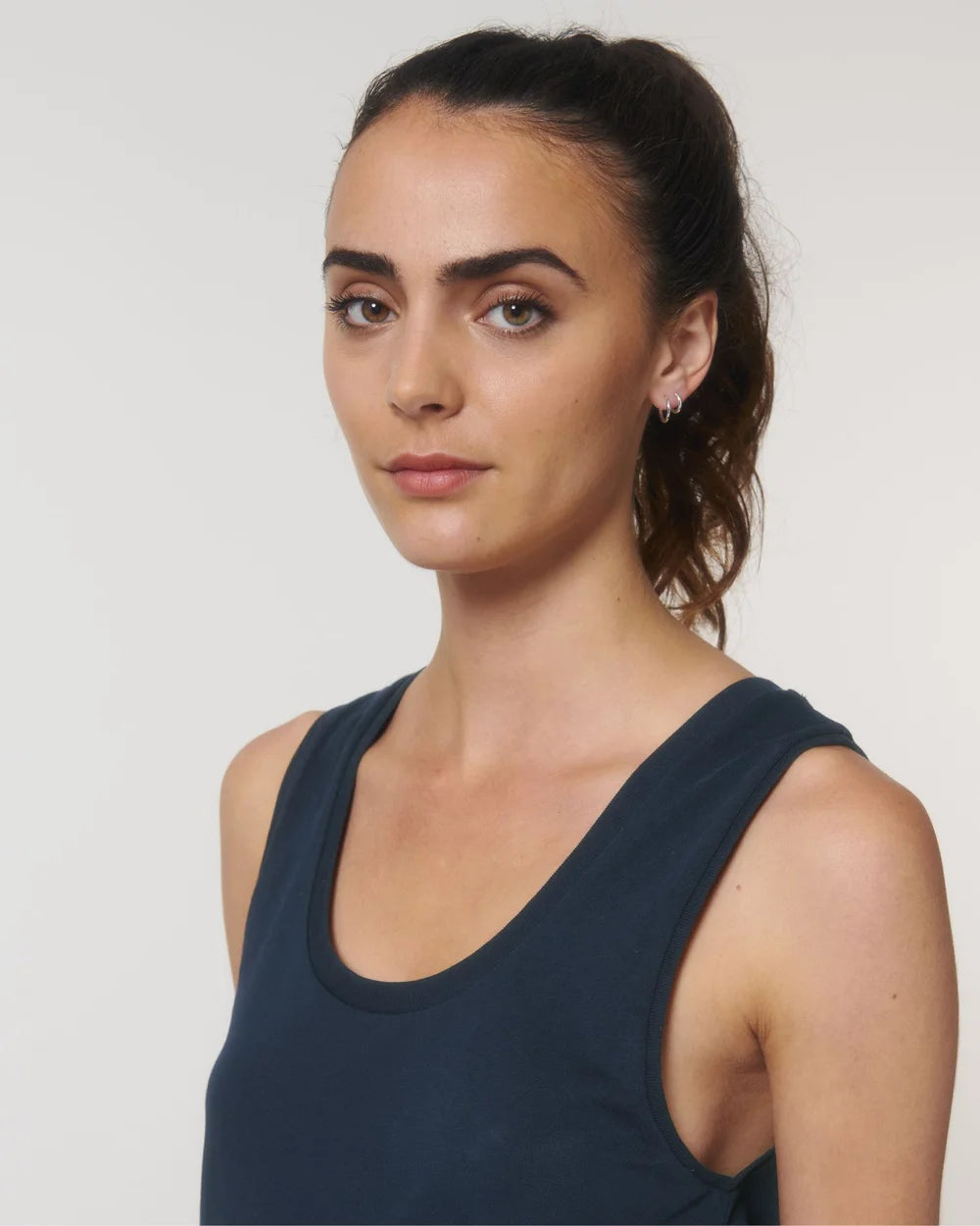 Tank top medium fit z nadrukiem - 24