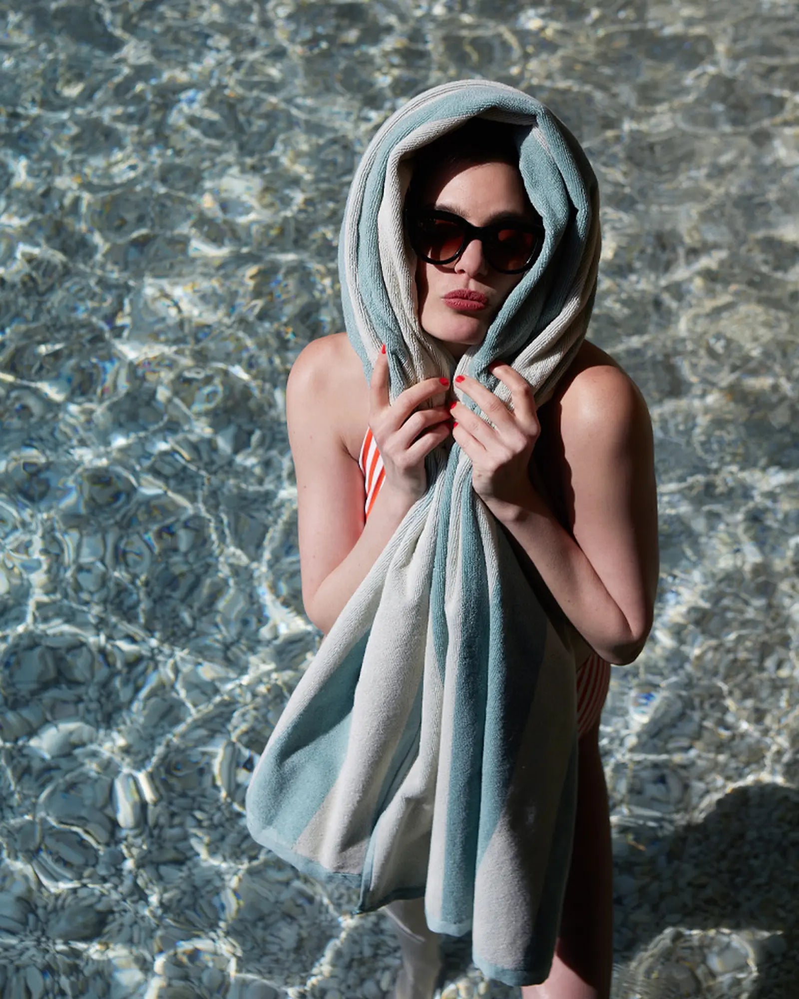 Ręcznik plażowy frotte 90x200 La Serviette Paris z nadrukiem - 25